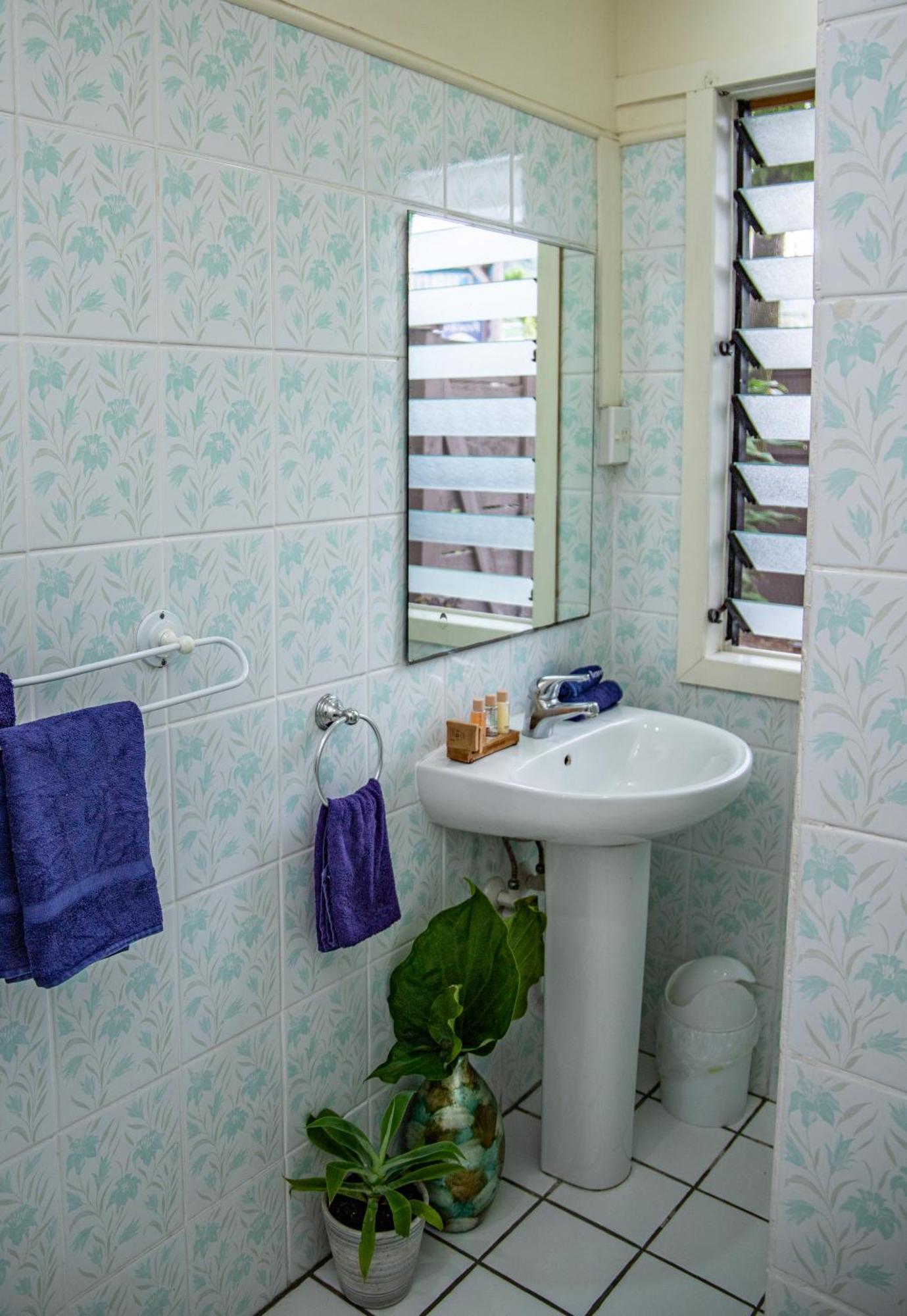 Coral Sands Apartments Раратонга Номер фото
